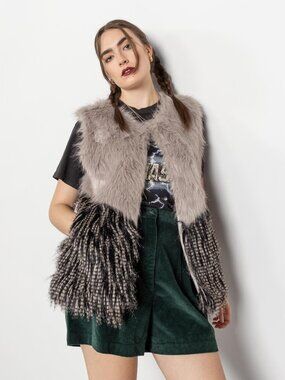 FAUX FUR VEST Boxy Grey Feathers Vintage / Medium Large